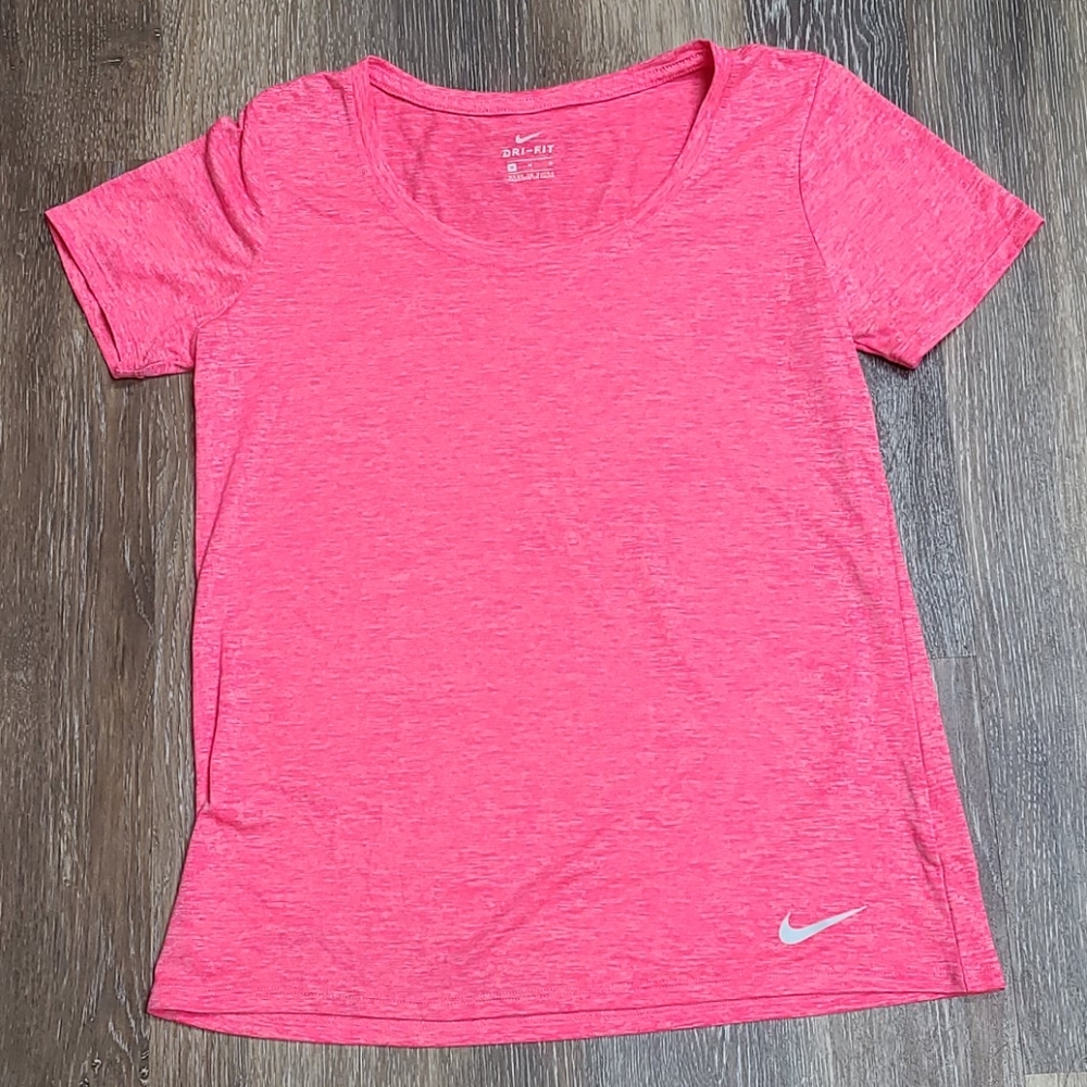 Nike DriFit Top - Pink